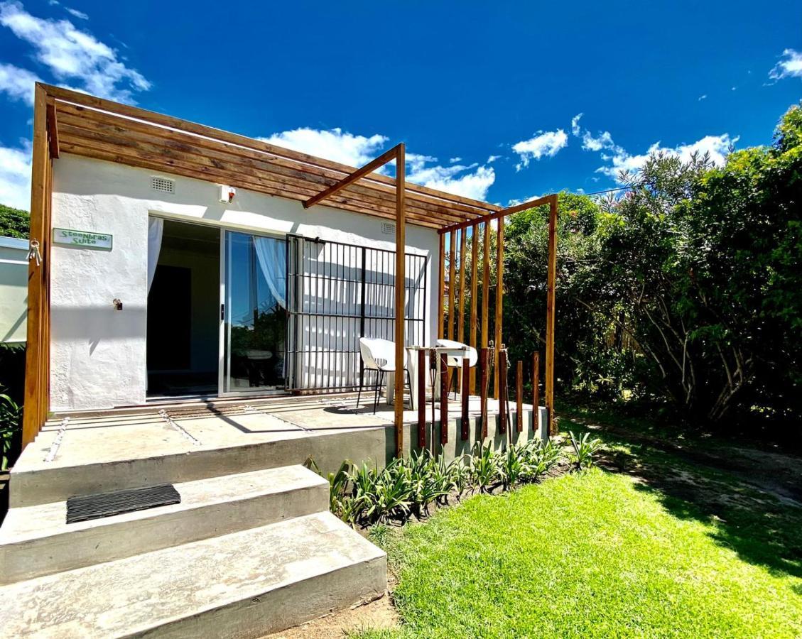 Sunset Bed And Breakfast Coffee Bay Exterior foto
